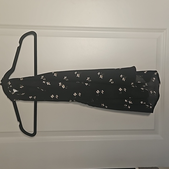 AE Daisy Dream Halter Tank (XS) - Picture 2 of 5